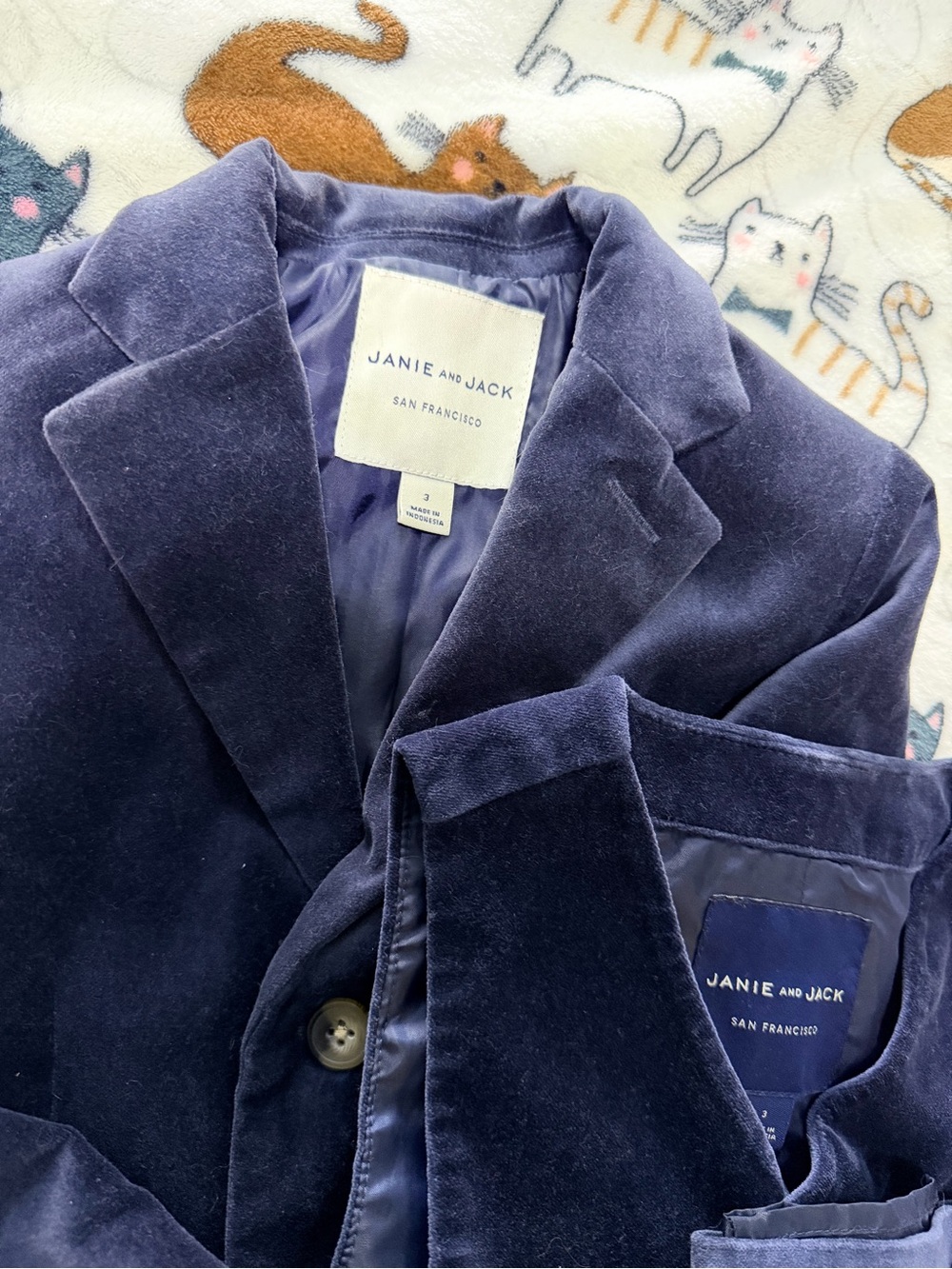 Janie and Jack Navy Velvet blazer, vest and pants (size: 3T) - Picture 2 of 4